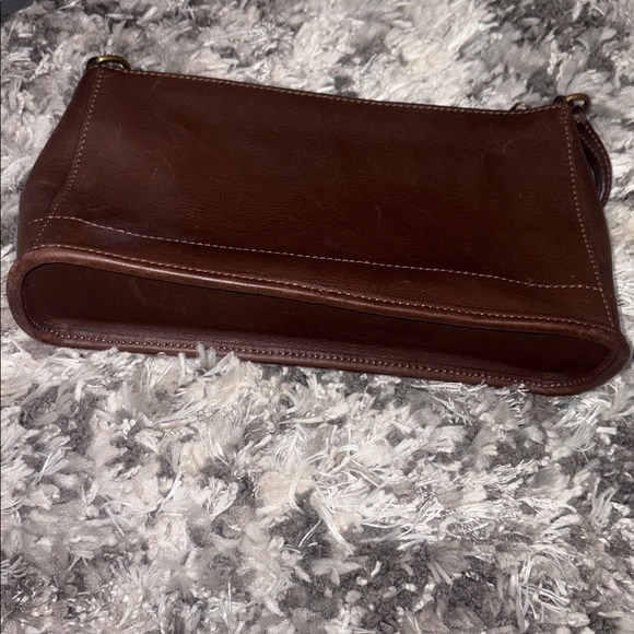 Vintage Coach -9311 RARE  9.5 x5 Elegant Brown Leather Handbag - Picture 5 of 6